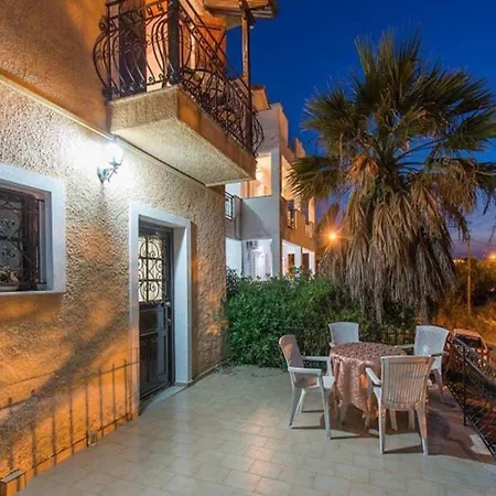 Yiannis 6 Apartment *