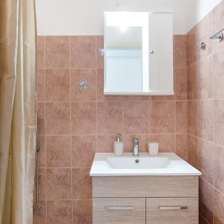 Yiannis 6 Apartment *